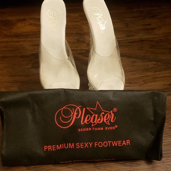 Pleaser Stardust 701 White CZ Studs Size 7 - Picture 14 of 14